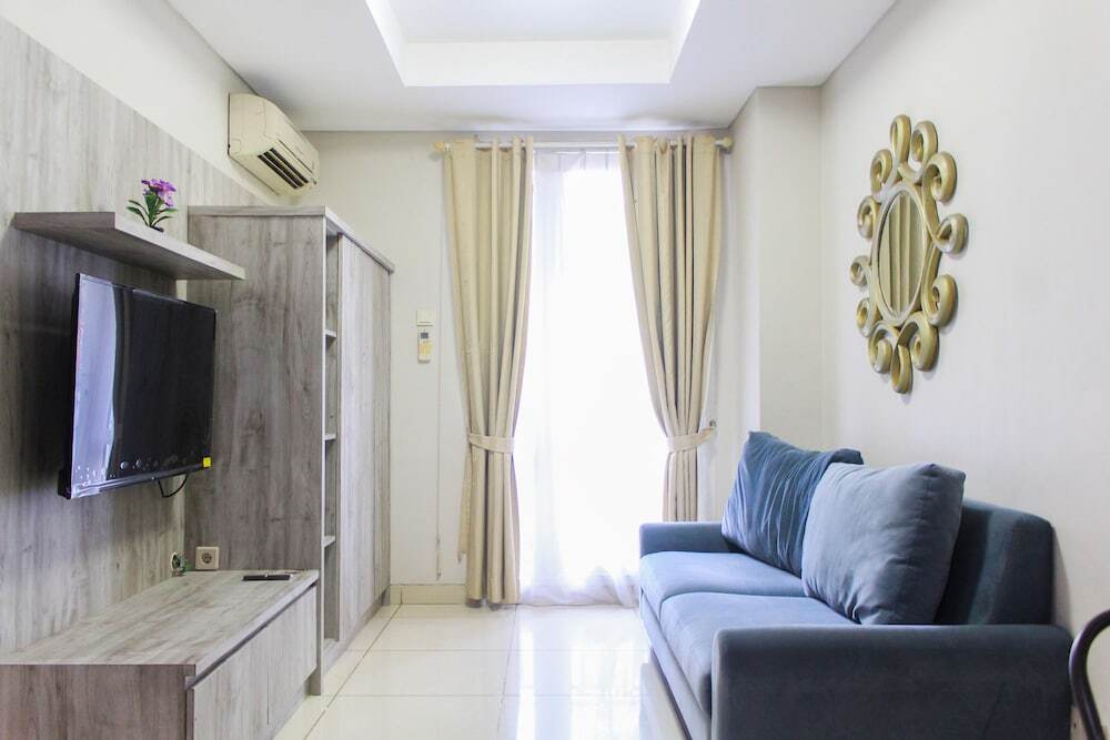 Джакарта: Spacious And Nice 2Br At One Cik Ditiro Apartment