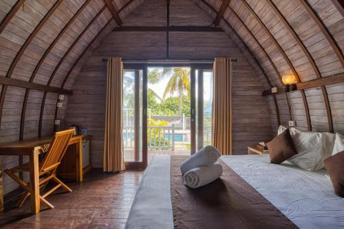 Пенида: Megaland Bungalow