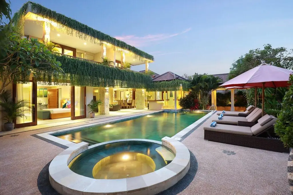 Чангу: J Villa Canggu