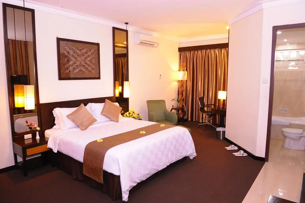 Семаранг: Plaza Hotel Semarang