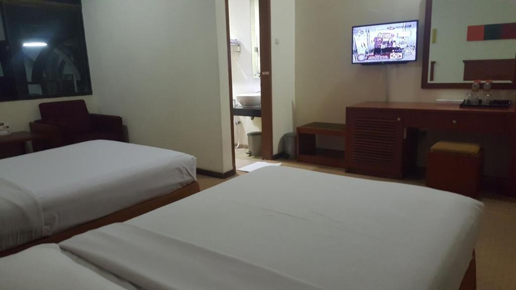 Семаранг: Plaza Hotel Semarang