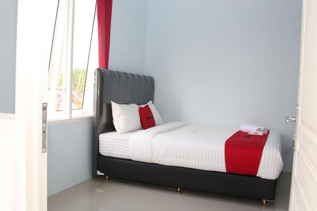 Мадиун: RedDoorz Syariah near Suncity Mall Madiun