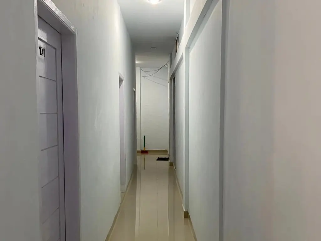 Медан: RedDoorz near Thamrin Plaza Medan 2