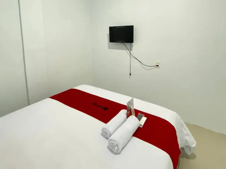 Медан: RedDoorz near Thamrin Plaza Medan 2