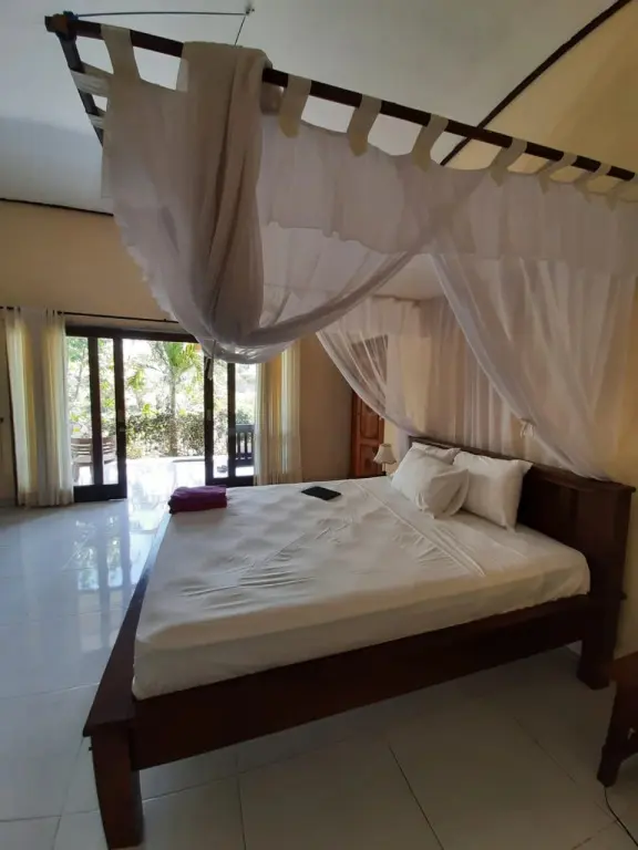Пурвакерти: Mertasari Homestay Amed RedPartner
