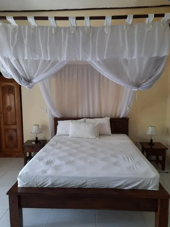 Пурвакерти: Mertasari Homestay Amed RedPartner