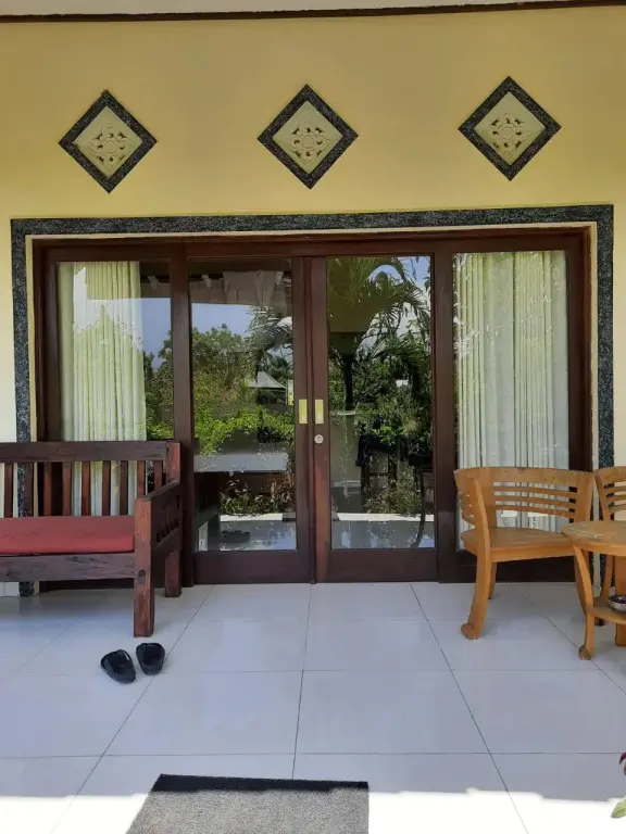 Пурвакерти: Mertasari Homestay Amed RedPartner