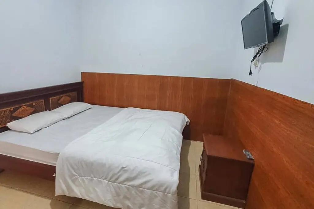 Бату: Anind Guest House near Museum Angkut Batu RedPartner