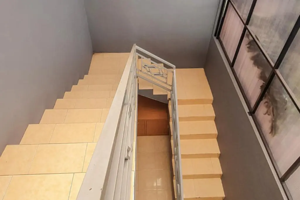Бату: Anind Guest House near Museum Angkut Batu RedPartner