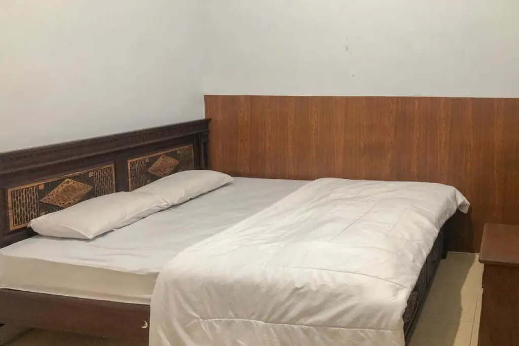 Бату: Anind Guest House near Museum Angkut Batu RedPartner