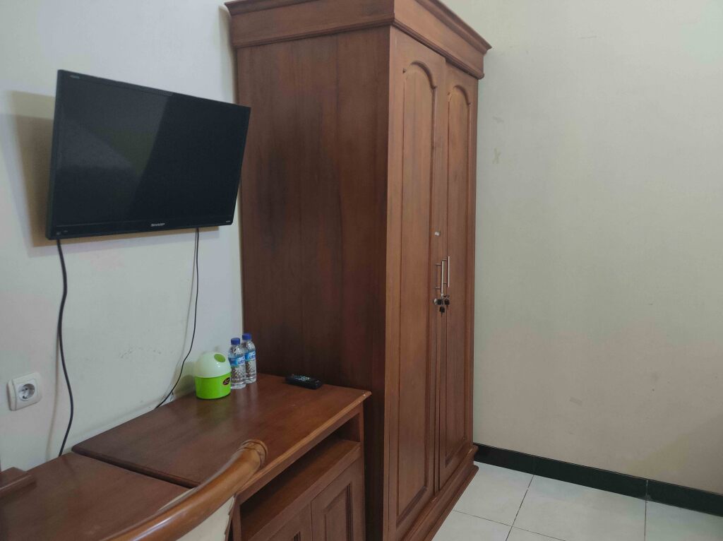 Суракарта: D'Yolland Guesthouse