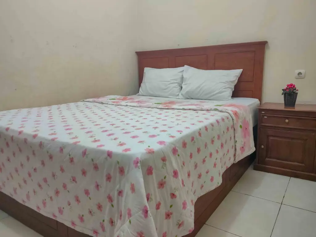 Суракарта: D'Yolland Guesthouse
