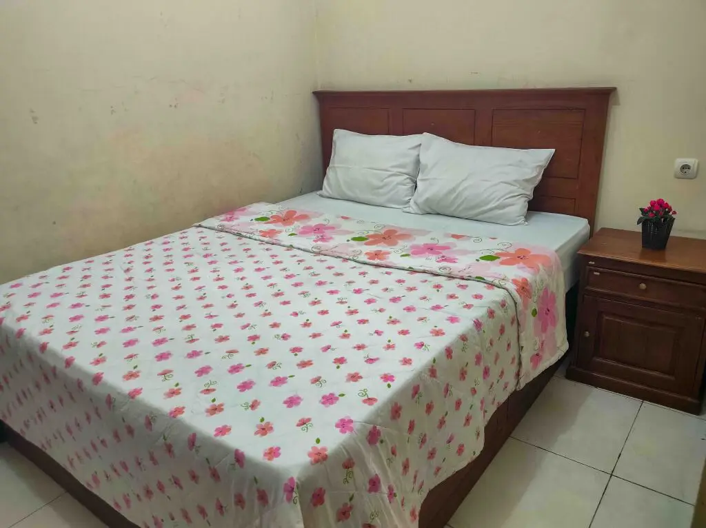 Суракарта: D'Yolland Guesthouse