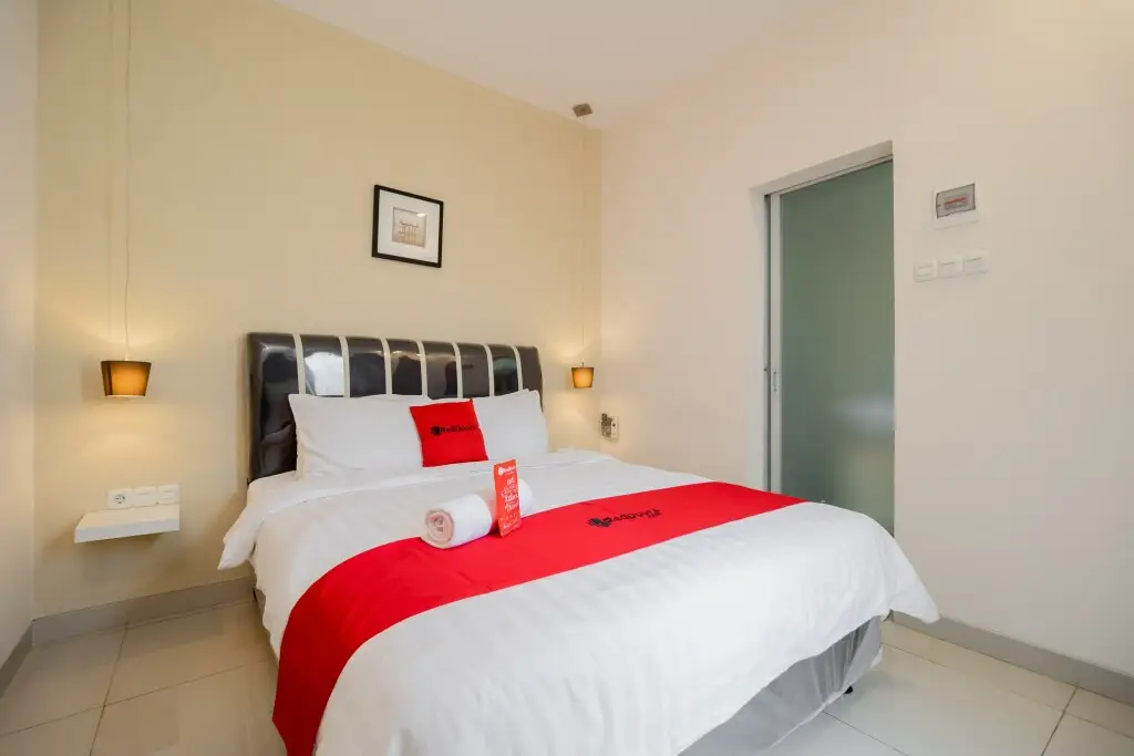 Джакарта: RedDoorz near Transmart Kalimalang