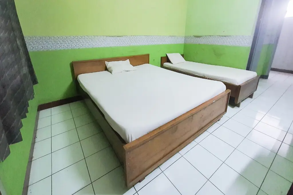Мадиун: Hotel Pondok Indah RedPartner