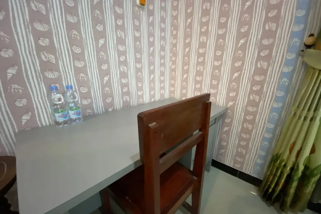 Тегал: RedDoorz Syariah near RS Mitra Siaga