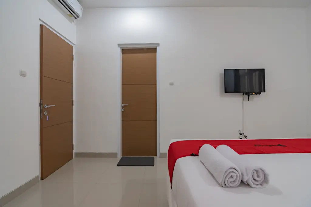 Бандунг: RedDoorz @ Sukahaji Street Bandung