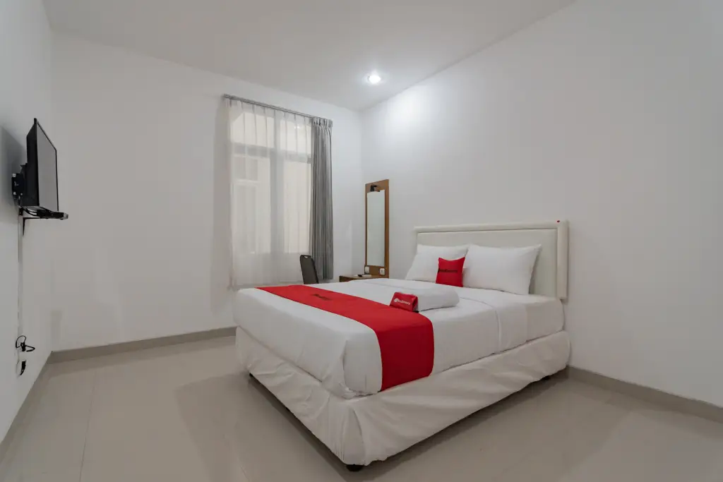 Бандунг: RedDoorz @ Sukahaji Street Bandung