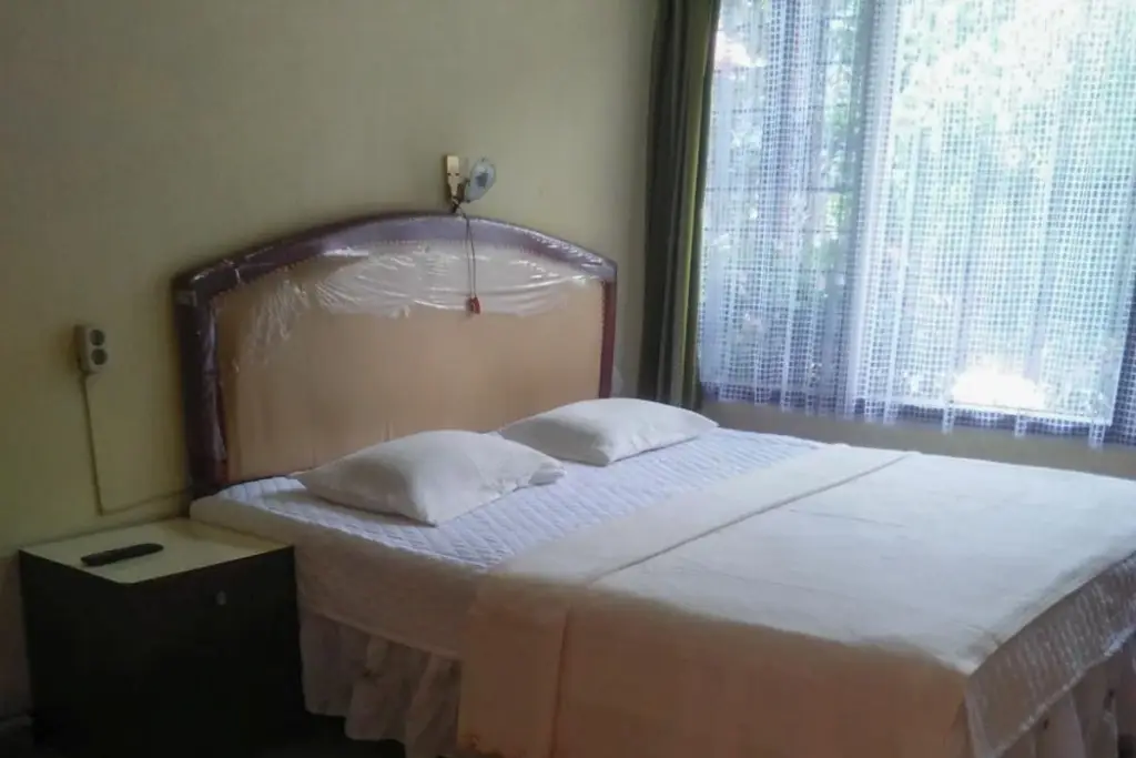 Озеро Тоба: Olibert Hotel Parapat Ajibata
