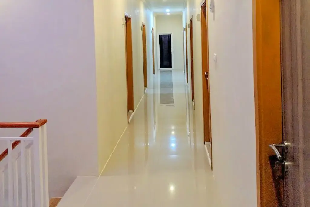 Мамуджу: RedDoorz @ Karema Area Mamuju
