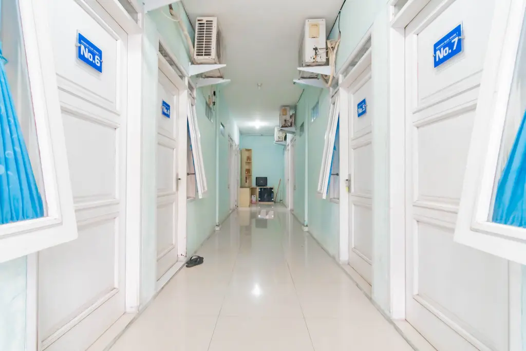 Чианджур: RedDoorz Syariah @ Jl Pangeran Hidayatullah Cianjur
