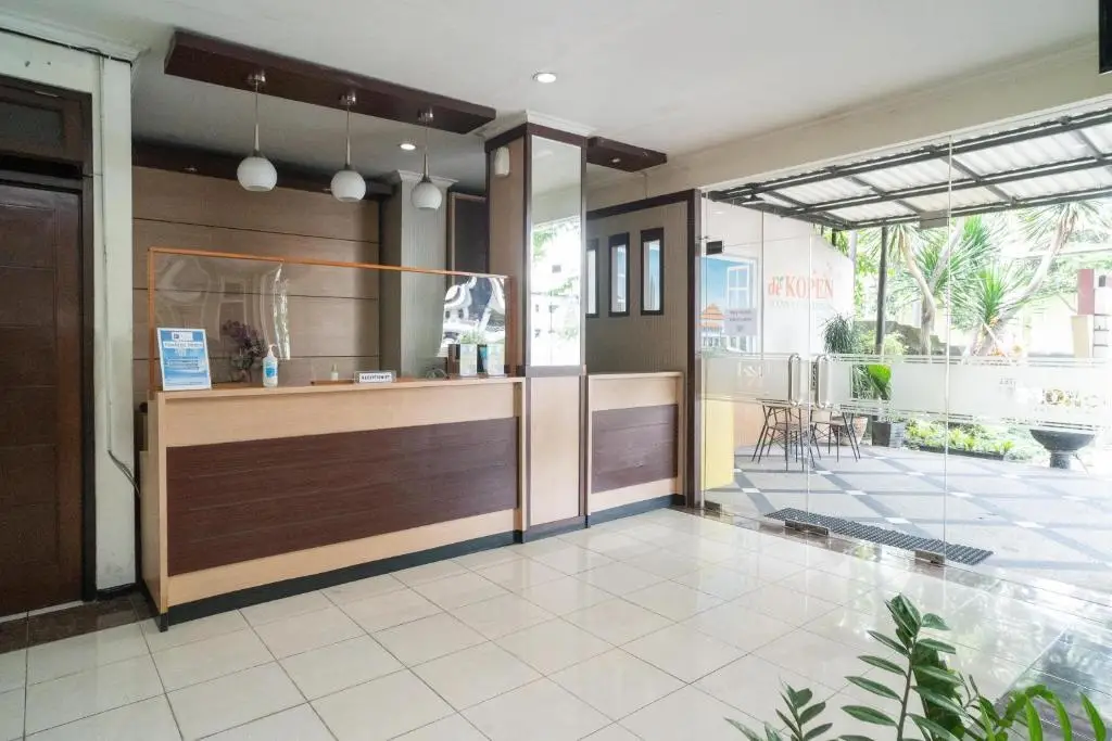Маланг: Urbanview Hotel de Kopen Malang by RedDoorz