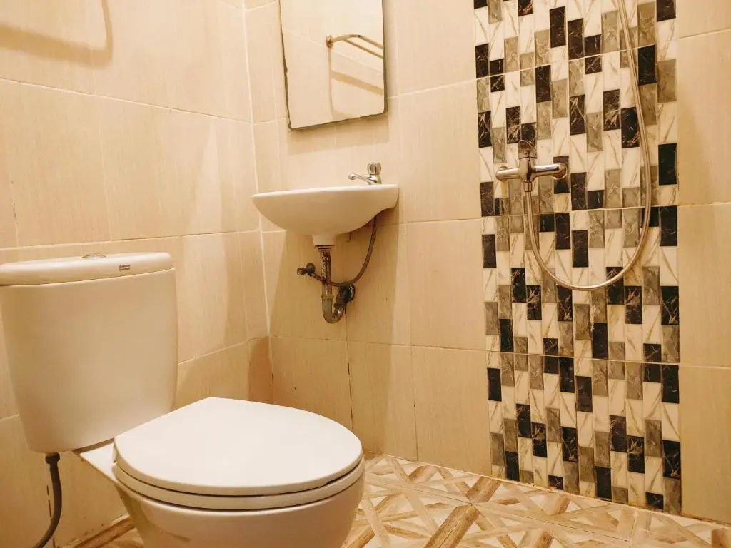 Сурабая: RedDoorz @ Sukomanunggal Surabaya