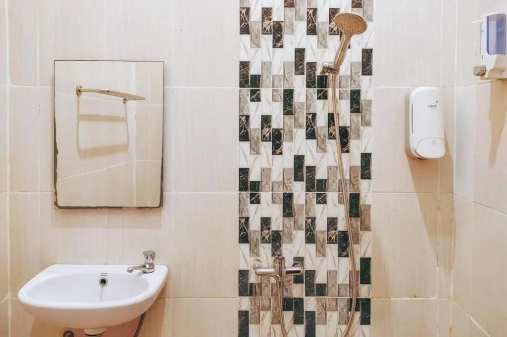 Сурабая: RedDoorz @ Sukomanunggal Surabaya