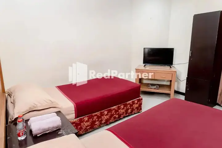 Медан: Reddoorz Plus @ Jl Kh Wahid Hasyim Medan