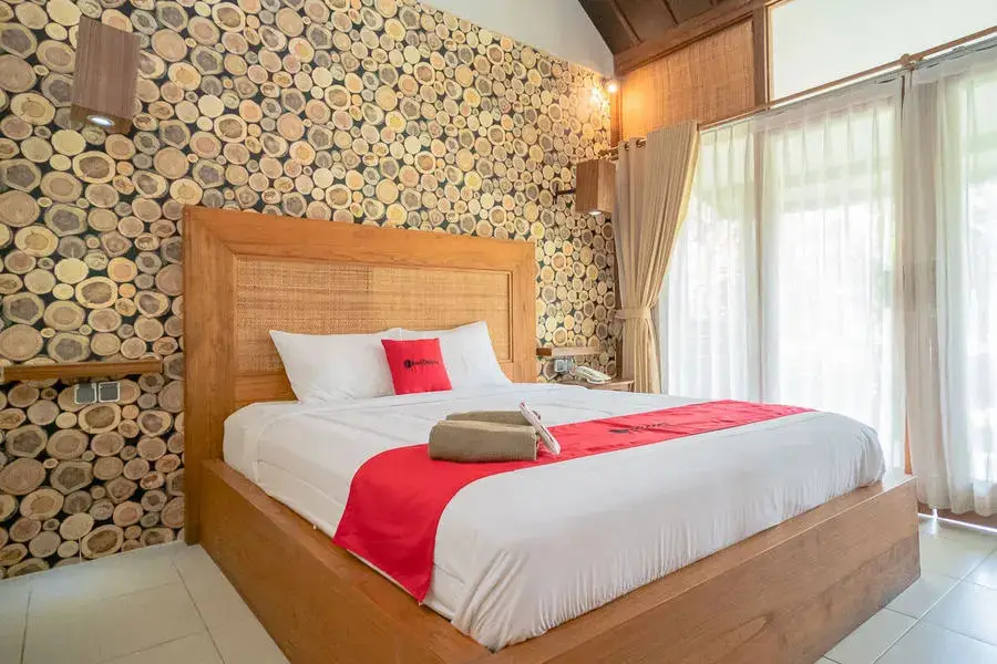 Матарам: RedDoorz Plus @ Raya Senggigi Lombok