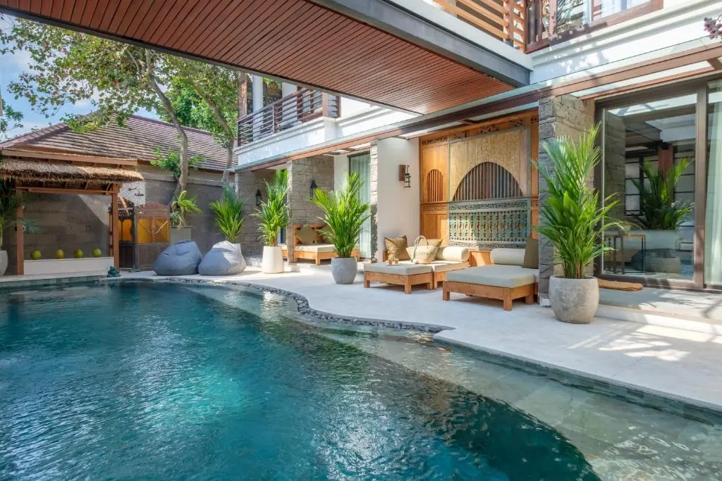 Чангу: The Akasha Seminyak Boutique Hotel