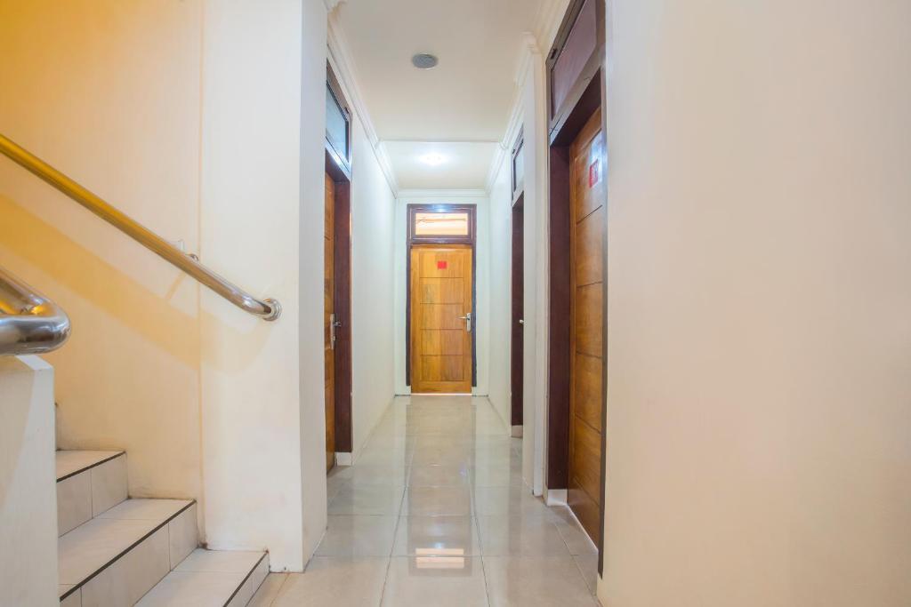 Вори: RedDoorz near Universitas Samratulangi Manado