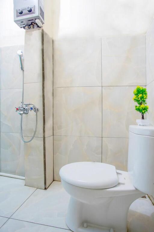 Вори: RedDoorz near Universitas Samratulangi Manado