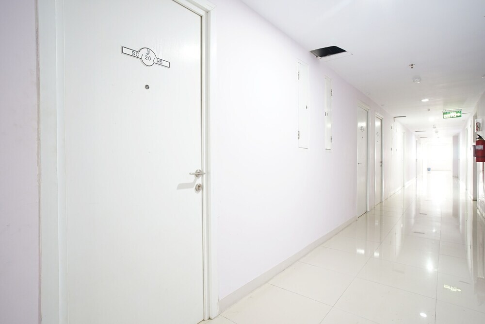 Джакарта: Apartement Green Pramuka City By Karen Property