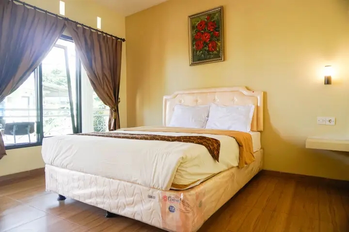 Бату: Griya Imafa Inn