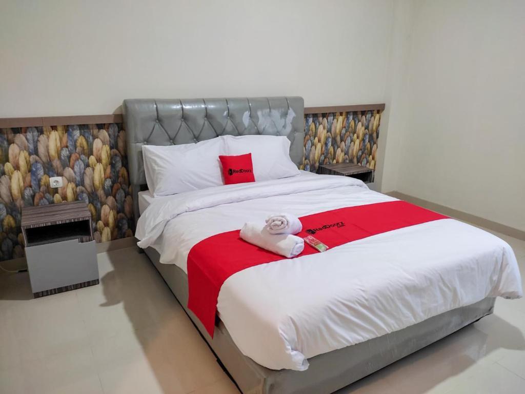 Пурвокерто: RedDoorz Syariah near GOR Satria Area
