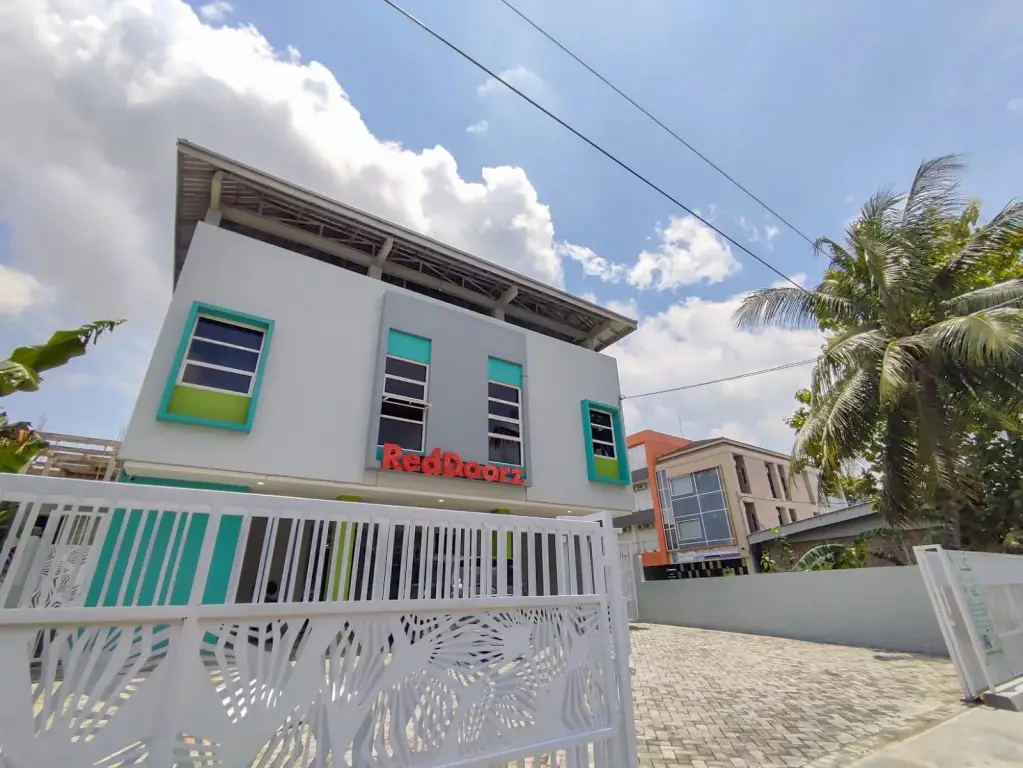 Пурвокерто: RedDoorz Syariah near GOR Satria Area
