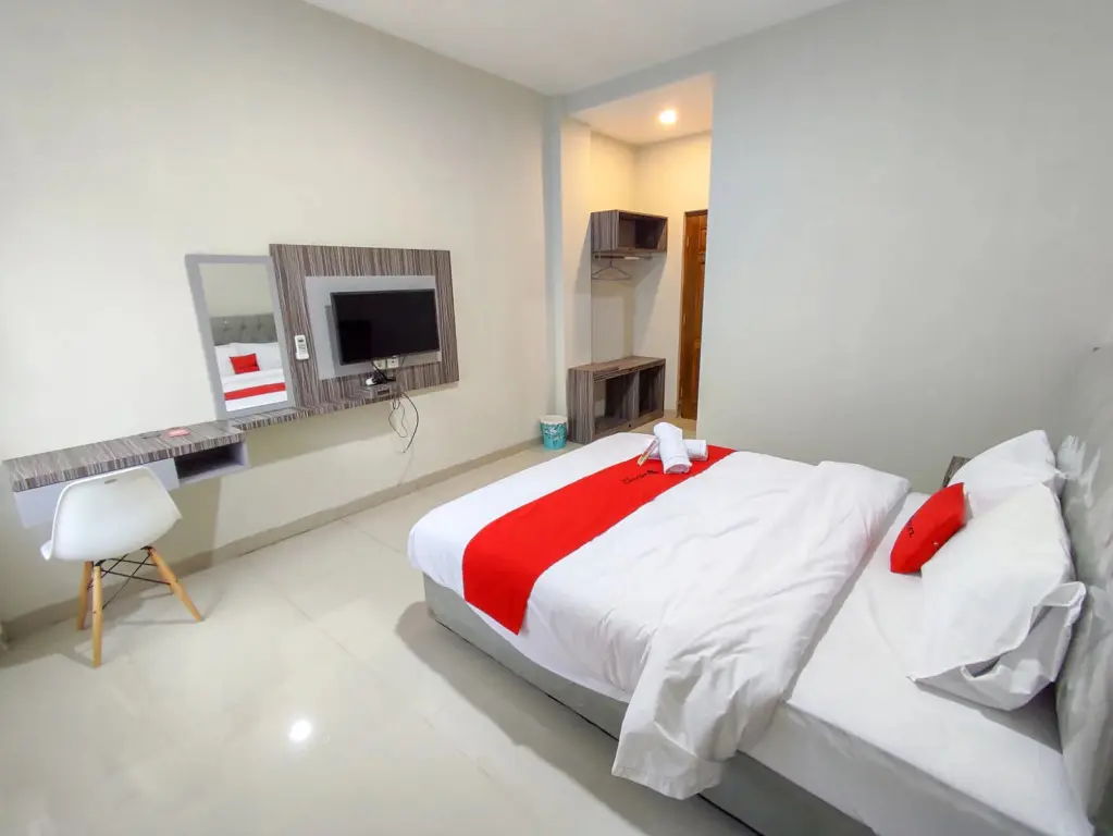 Пурвокерто: RedDoorz Syariah near GOR Satria Area
