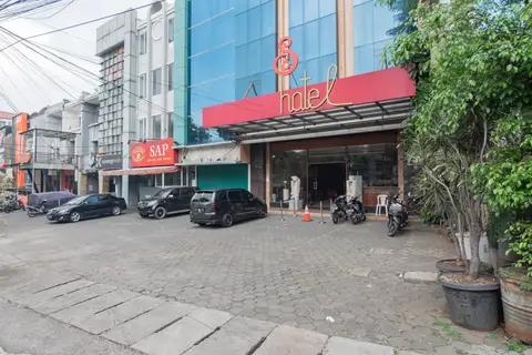Hotel Setrasari Bandung RedPartner — фото 1