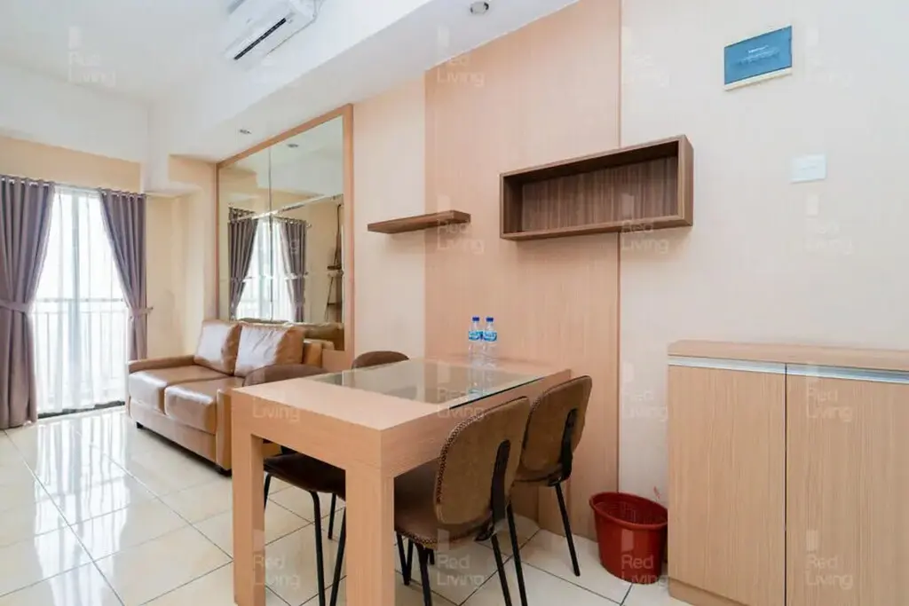 Бандунг: RedLiving Apartemen Tamansari Panoramic Narel