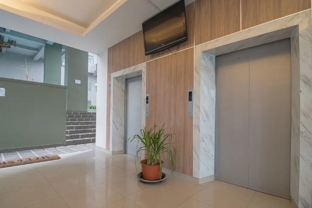 Бандунг: RedLiving Apartemen Grand Asia Afrika - Tower C