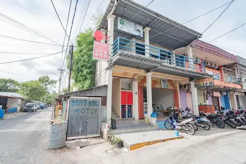 RedDoorz near Pasar Klandasan Balikpapan — фото 1