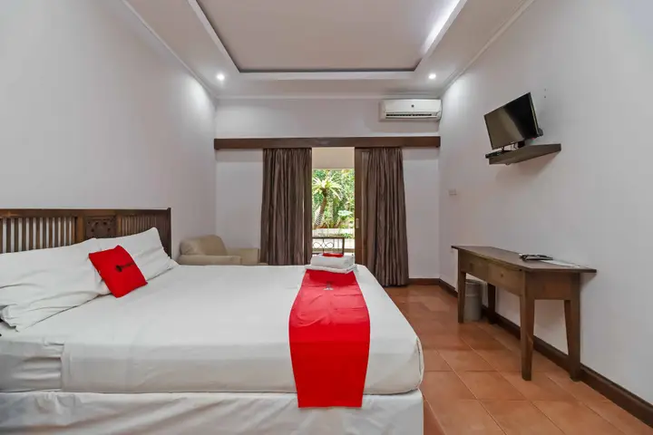 Джакарта: RedDoorz Plus Near One Bell Park Avenue