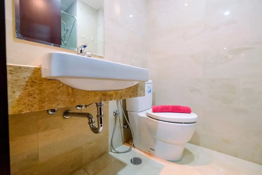 Джакарта: Minimalist with City View Studio @ Menteng Park Apartment