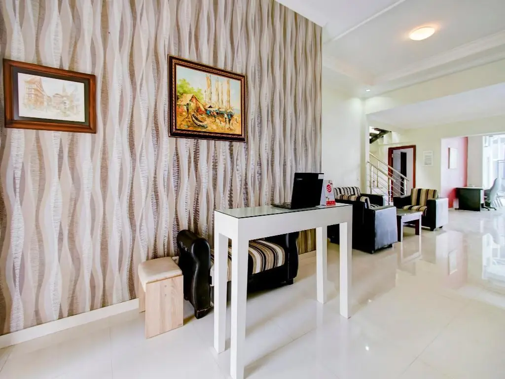 Маланг: OYO 90006 Dieng Ellen s House Syariah