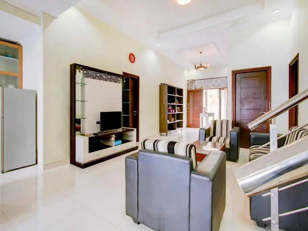 Маланг: OYO 90006 Dieng Ellen s House Syariah