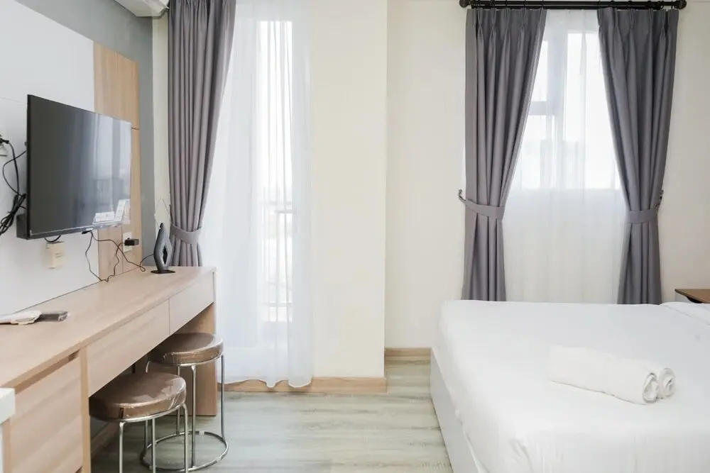 Южный Тангеранг: Brand New And Good Studio At Bintaro Icon Apartment