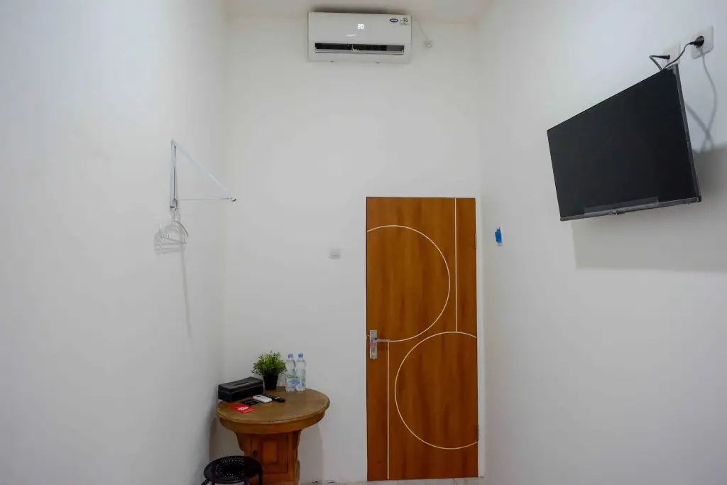 Семаранг: RedDoorz near GOR Jatidiri Semarang