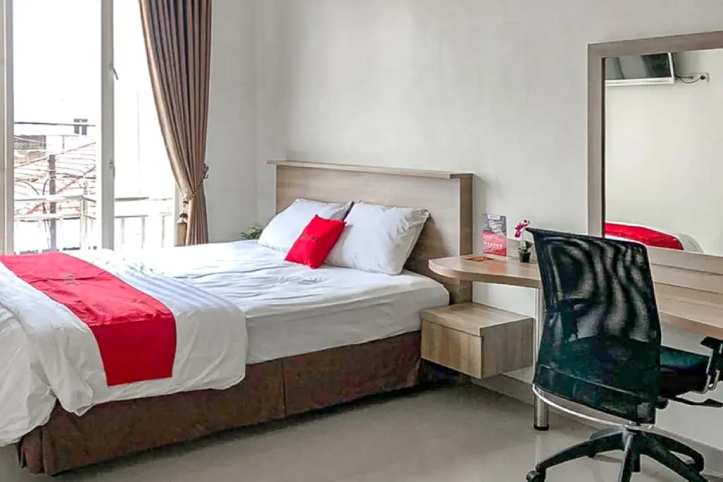 Сурабая: RedDoorz Syariah near Kenjeran Park