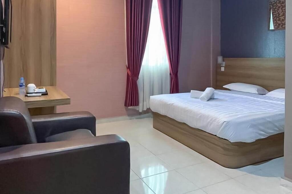 Танджунг Пинанг: Abita Hotel and Resto RedPartner